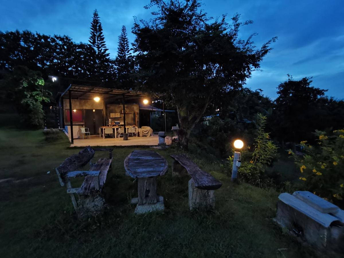Ferienwohnung Baan Suan Plearndara Wang Nam Khiao Exterior foto